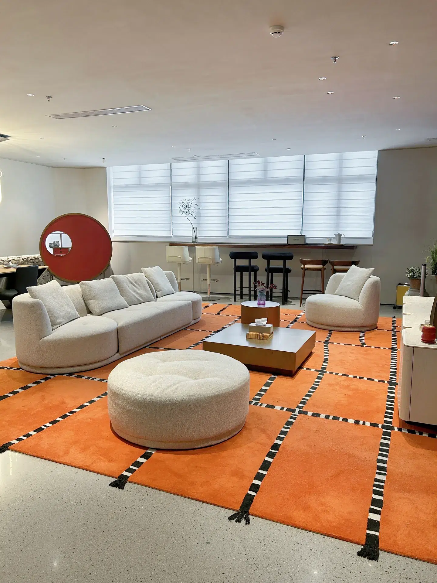 Room scene 043 on display at EvergoCasa's Foshan showroom - wardrobe design project ideas