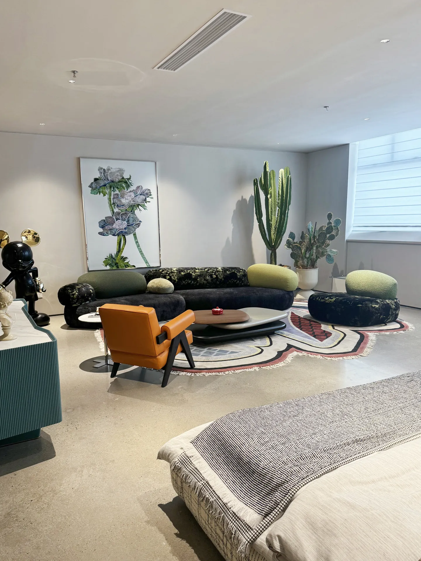 Sofa pebble organic modular 003 on display at EvergoCasa's Foshan showroom - mid century modern apartment project ideas