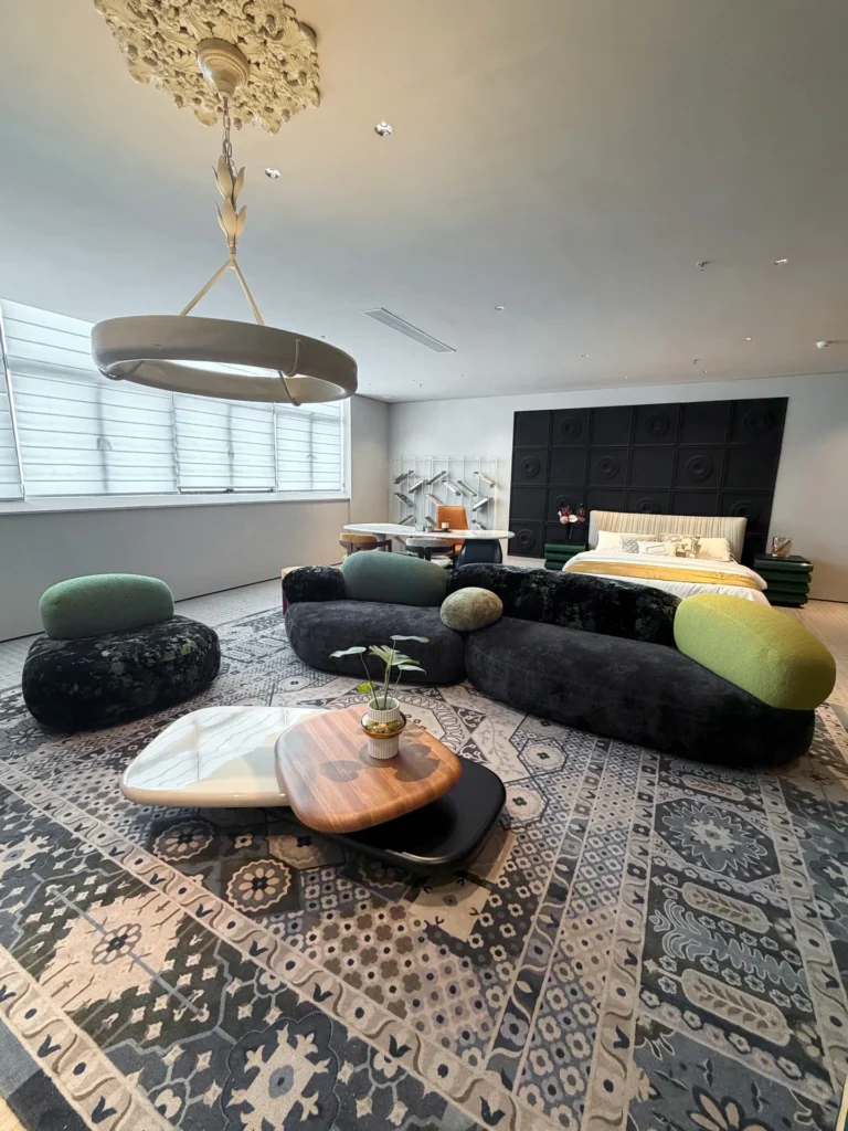Wall Decoration Ideas: Layouts, Materials and Budgets